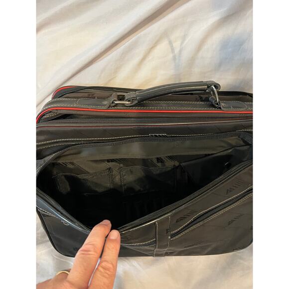 Laptop Briefcase with multiple sections - Picture 2 of 5